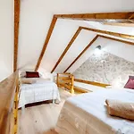 Falcons Nest Apartment Šibenik