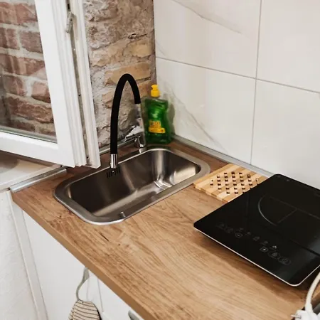 Falcons Nest Apartment