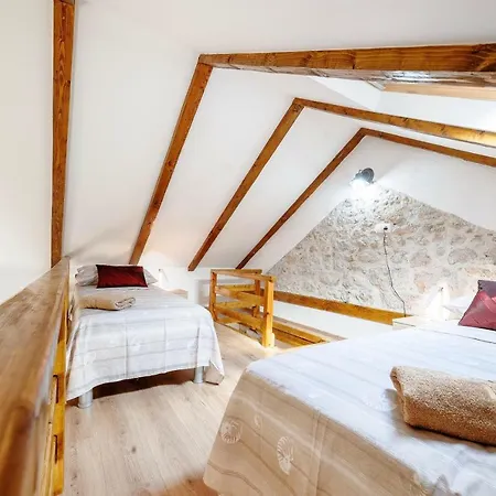 Falcons Nest Apartment Sibenik