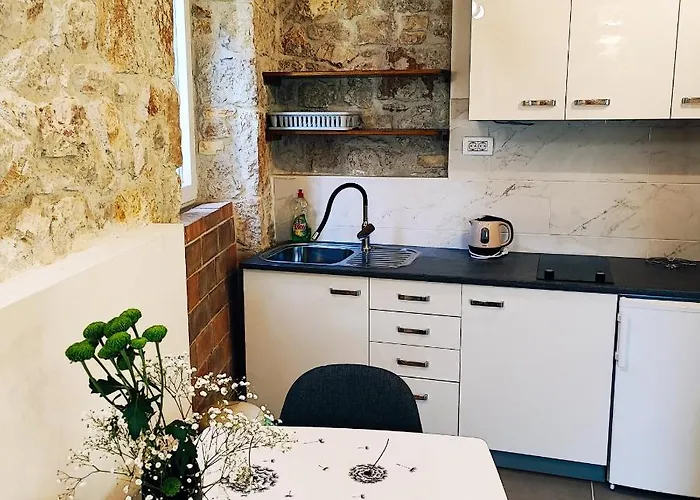 Falcons Nest Šibenik