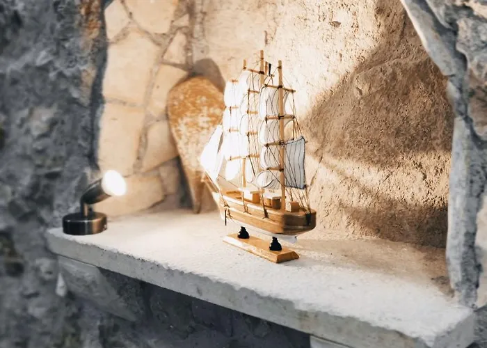 Falcons Nest Lejlighed *