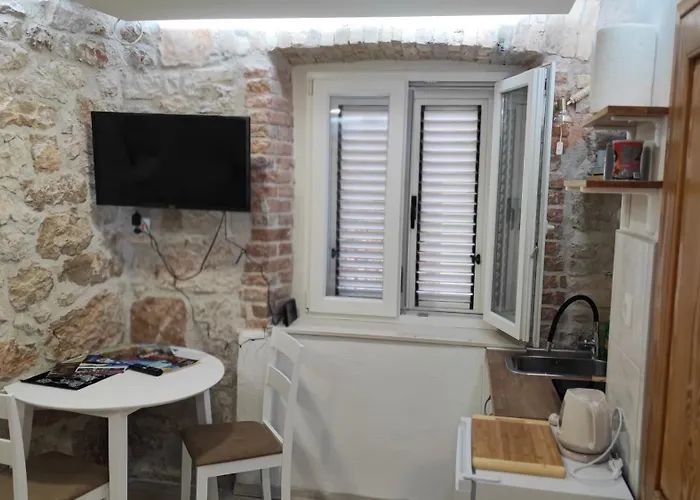 Falcons Nest Apartmán