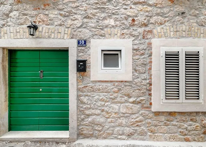 Falcons Nest Apartmán Šibenik