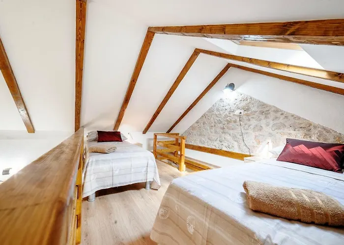 Falcons Nest Apartamento Šibenik