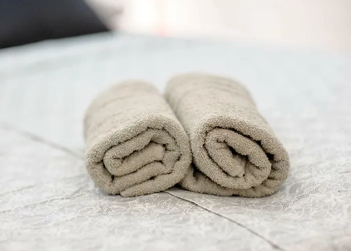 Falcons Nest Lejlighed *