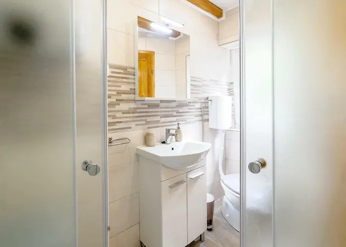 Falcons Nest דירה *